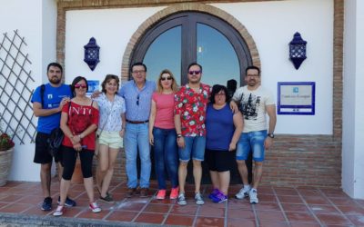 Los técnicos de turismo de la Subbética visitan Iznájar