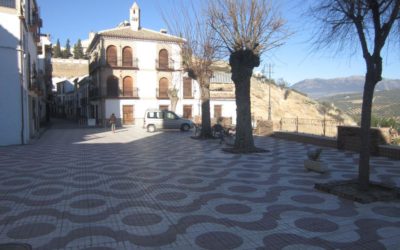 El Ayuntamiento de Iznájar culminará la modernización del Paseo de la Constitución actuando, en esta ocasión, sobre la plaza superior