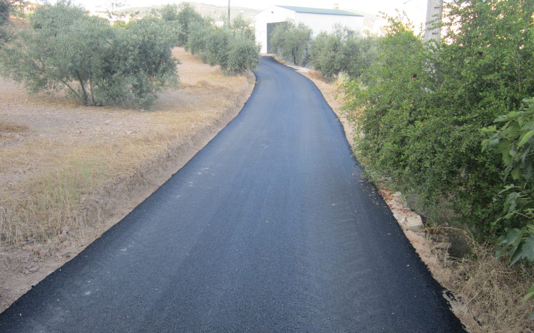 Convocatoria de subvenciones para la mejora de caminos rurales en Iznájar