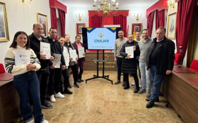 El Ayuntamiento de Iznájar otorga las subvenciones del programa “Iznájar Emprende”