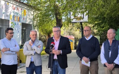 Lope Ruiz asiste a la presentación de material educativo en el marco de la XIX Semana del Geoparque del GDR Subbética